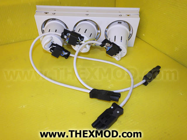 Light - 3 x 70W - CDM-TC G8.5 FLD WTE- SHUTT-PGH70043TC-YW-P-2