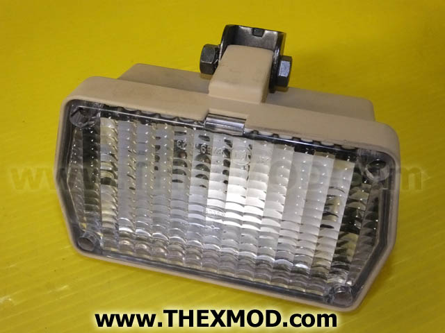 Light - Reverse - 2ZR002.481-031 R0042824-1