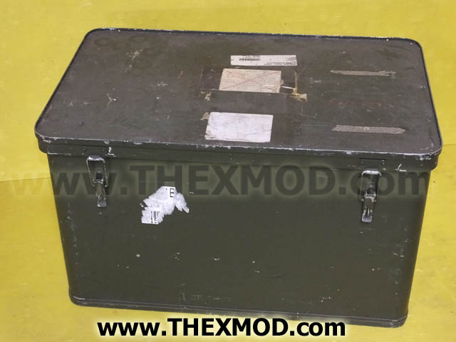Box - Approx 30 x 19 x 18 Inches -1