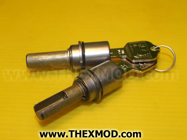 Lock Set - 2 Locks & 2 keys - 91032994-1