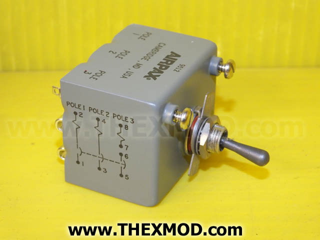 Circuit Breaker - 3 Pole Trip - 12a/20a/0.05a - 35130202897-1
