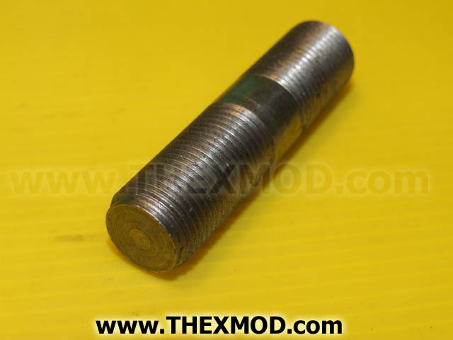 Stud - UNF - 5/8 IN 2-1/2 Inch Long - Y03211712-1