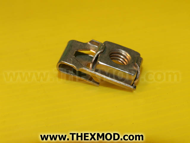 Nut - Captive J Nut - M8 - ASR1459 / BYH500100-1