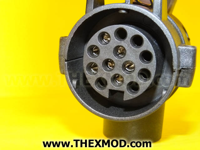 Adaptor Socket - Trailer - 7 Pin to 13 Pin - Durite 0-695-69-1