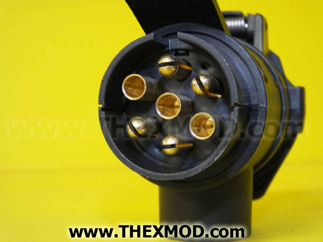 Adaptor Socket - Trailer - 7 Pin to 13 Pin - Durite 0-695-69-2