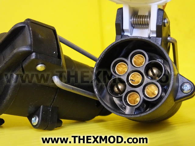 Apator - Trailer - 13 Pin to 2 x 7 Pin - Durite 0-695-67-3
