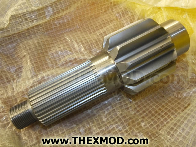Gearshaft Spur - Final Drive - FV413824-1