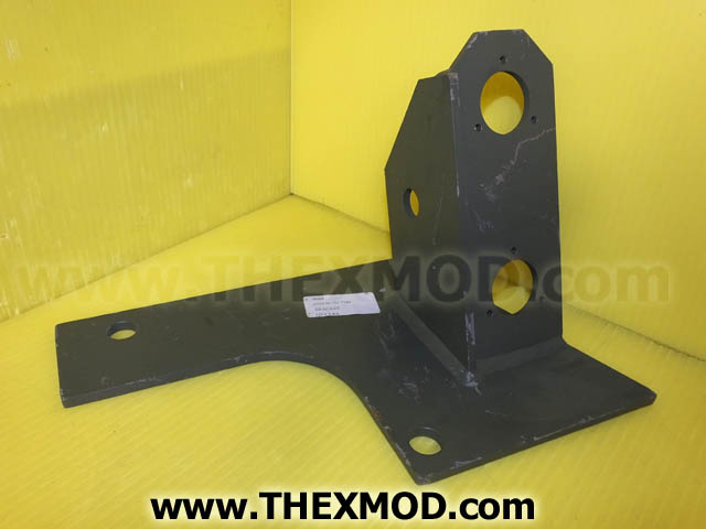 Bracket light cluster - front lh - FV2028618-1