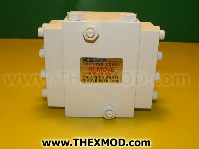 Valve Assembly - 8744652-3