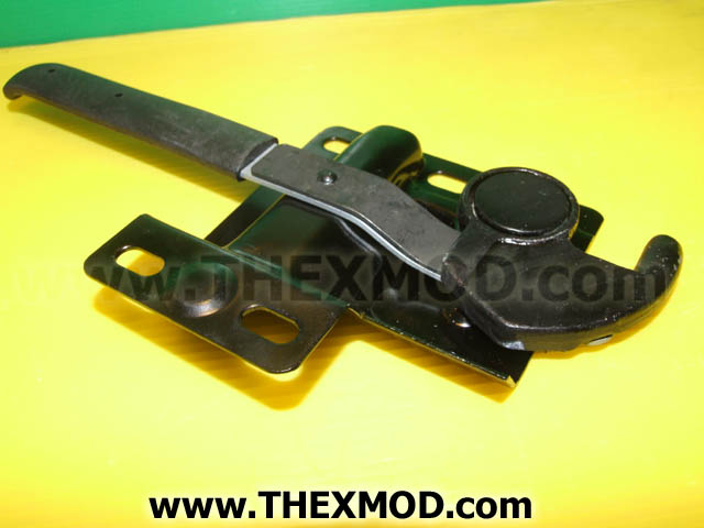 Lock U/O Left Front & Right Rear - 7161741351-2