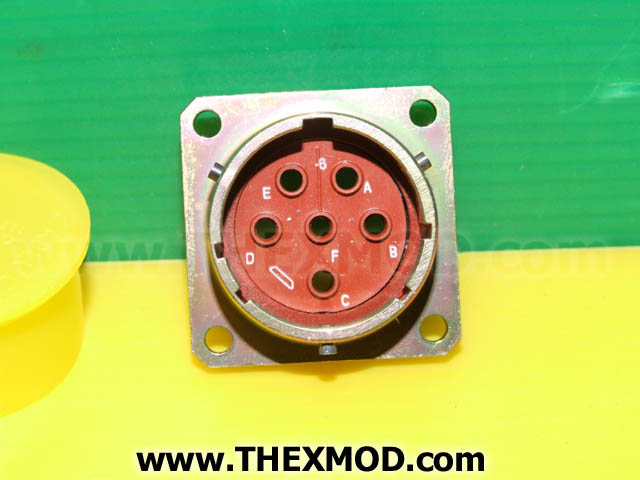 Connector - MIL38999-2