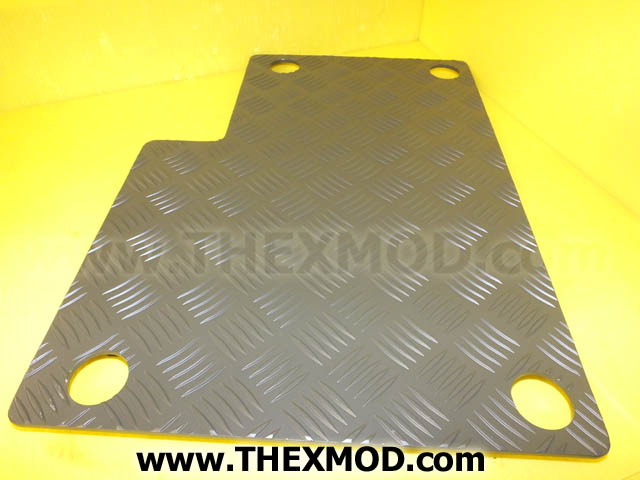 Plate - Floor RH - FV2033070-1