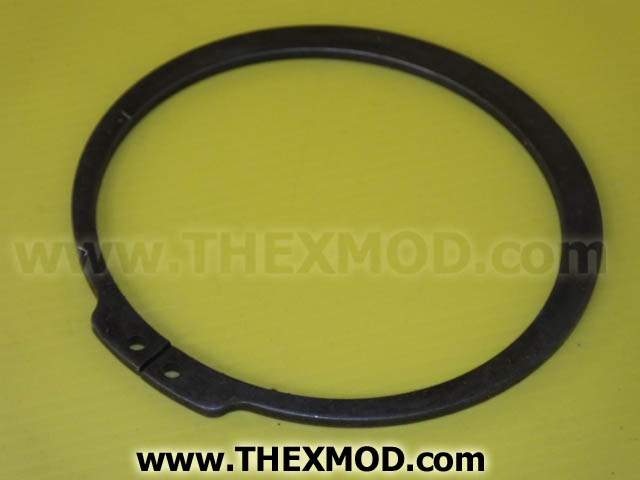 Ring - Retaing Circlip - 8753241-1