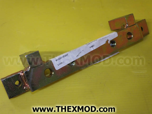 Pipe Fixture - 208301-1