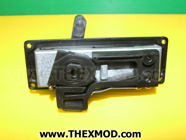 Catch Assembly - LH Sliding Window - RRC4879-2