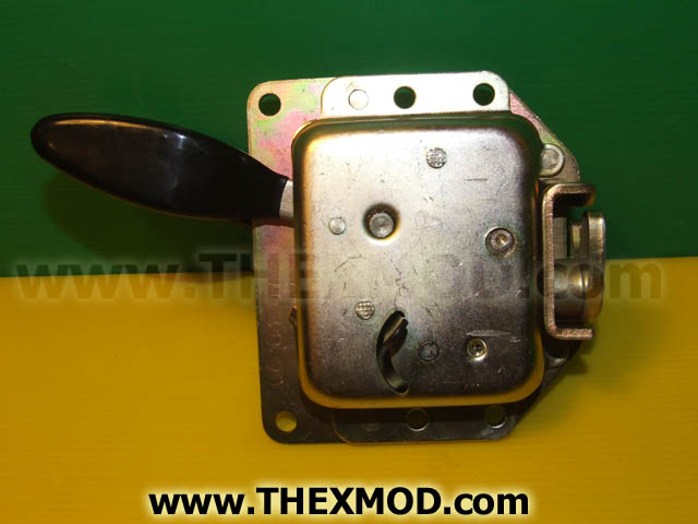 Latch - Door - Left Hand -  FQJ103870-2