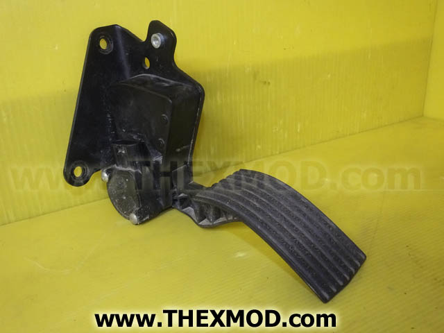 Pedal - 2606578C91 - Used-1