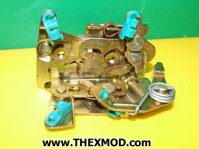 Door Latch - Left Hand - EN9673461-1