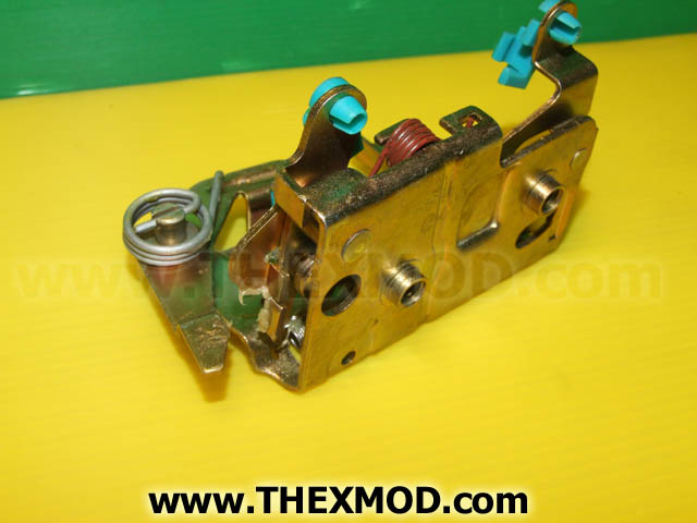 Door Latch - Left Hand - EN9673461-2
