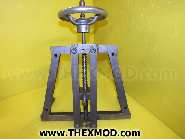 Frame Lifting - FV1051735 35823J-2