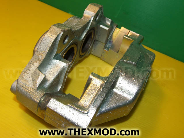 Caliper - Brake - RH - STC2837-2