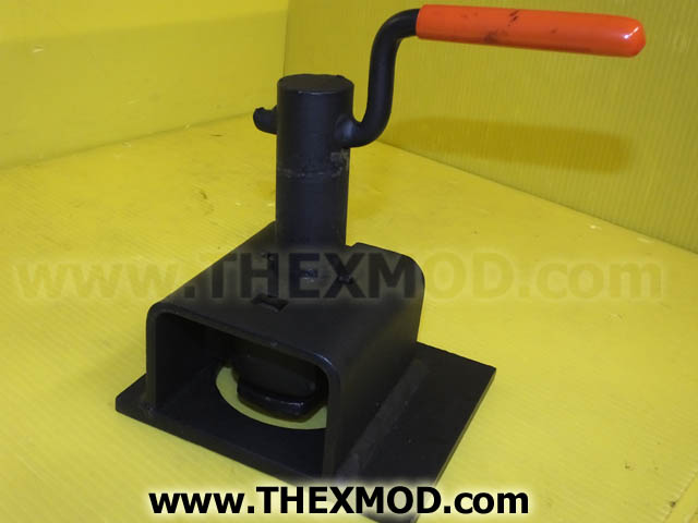 Twist Lock - CV22224 -1