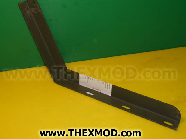 Bracket - Mudguard Stay - RH Rear - FV951799-2