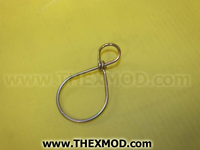 Retaining Drain Plug - FV840827-1