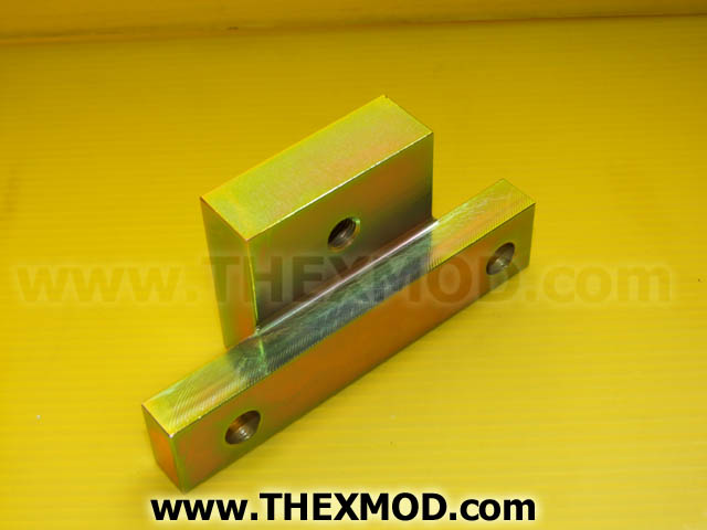 Bracket - Mouting - Chain Gun - FV2185226-1