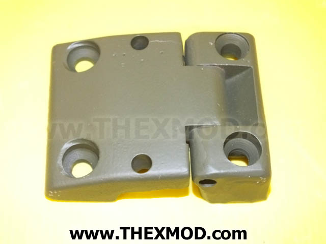 Hinge Door - RH Front - MXC8284-1
