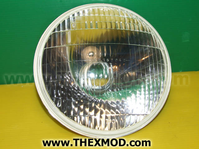 Light - FV157942-1