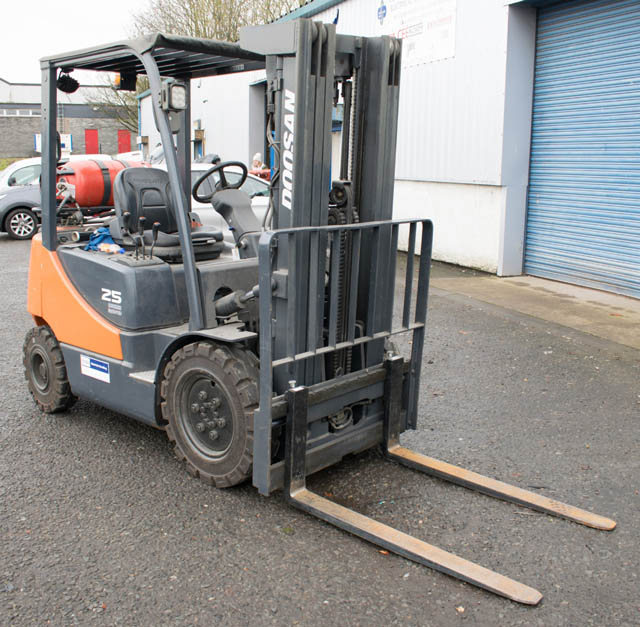 Forklift - Doosan G25E-5 2.5 Ton - 2012-5