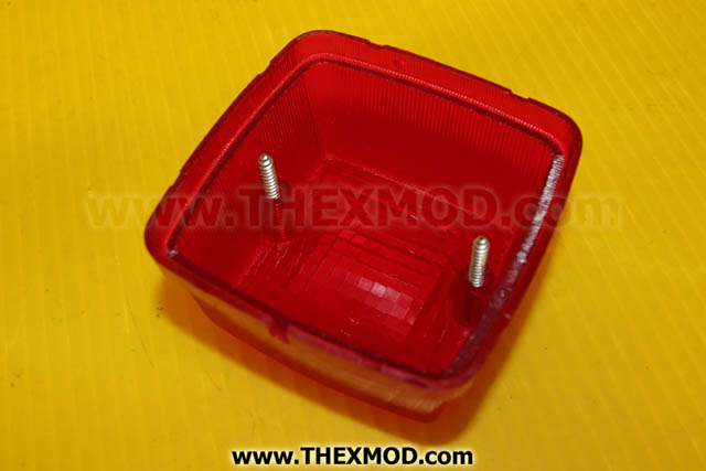 Lens - Red -  HELLA 7R0131418-2