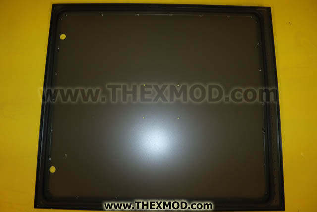 Cover Box - Accessories Stowage - Y105 588 09-1
