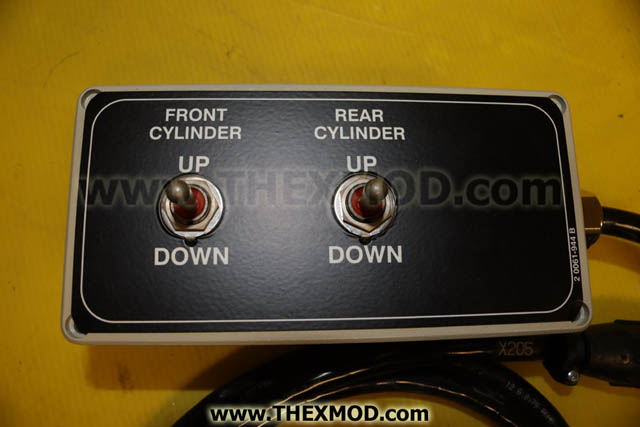 Junction Box - 4 Pole Toggle Switch - 2 0061-702-2