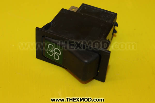 Switch - Push - 24V dc - 716.1.86.011.0-1