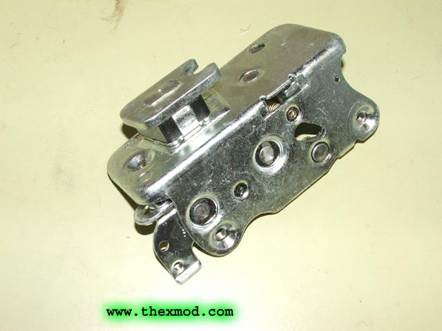 Latch Door Right - 716-176-0360-2