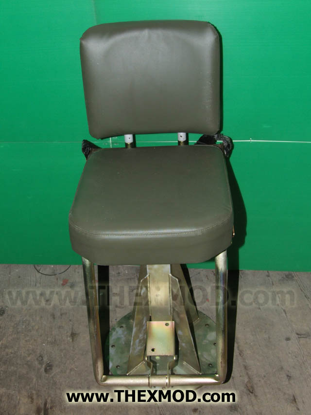 Seat - Commanders - FV840130-1