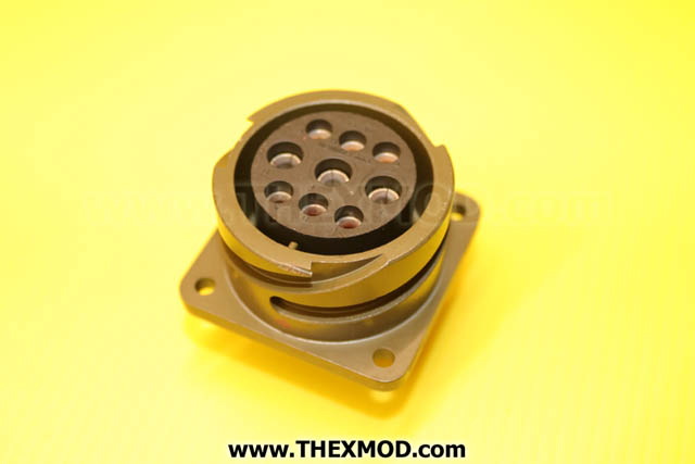Connector - 9 Pin - CA3102E24-11SB-1