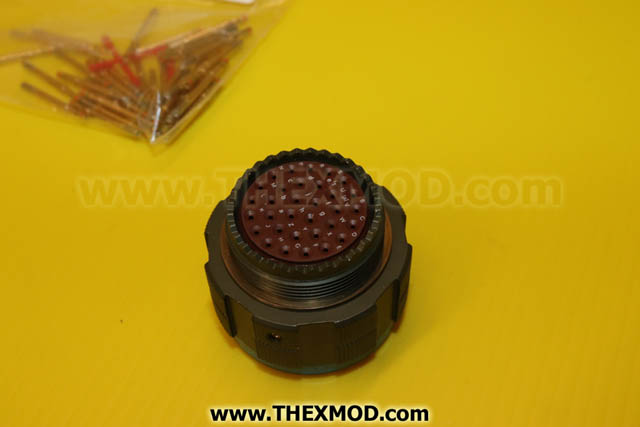 Connector - 32 Pin - TV06RW-19-32SN-W52-3