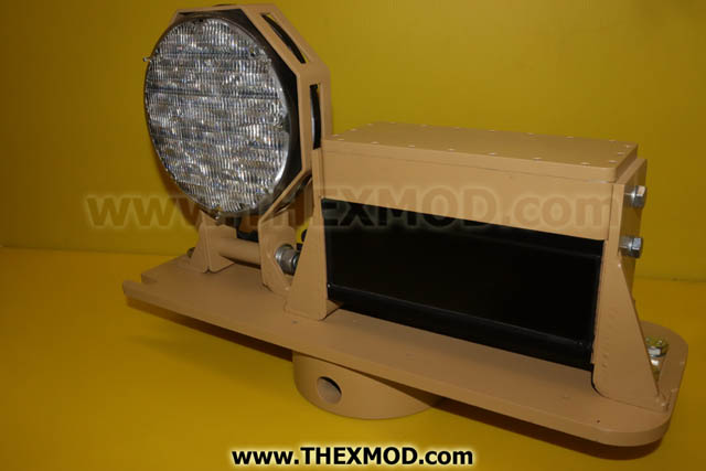 Light - Headlight IR - Right Hand - PE37564-1