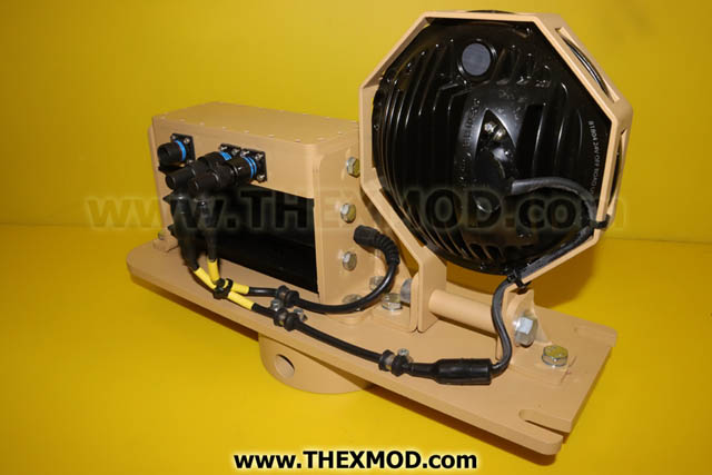 Light - Headlight IR - Right Hand - PE37564-2
