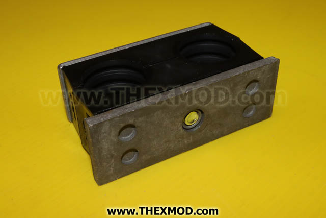 Clamp - Twin - 28mm - Stauff GR4 - KP37922-3