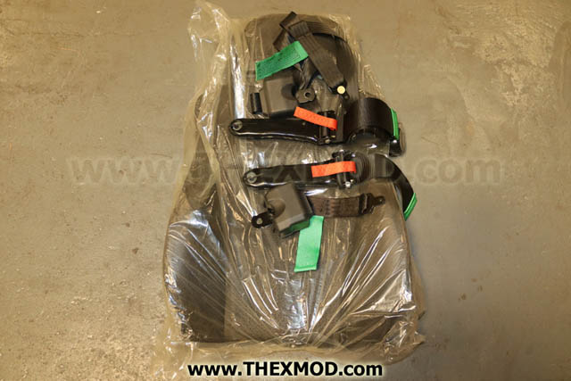 Seat and belt - 82.62305-6024-1