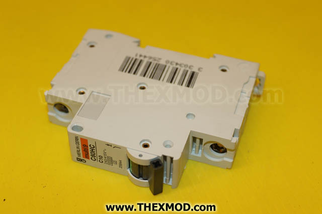Circuit breaker - thermal/magnetic - C60HC110-1