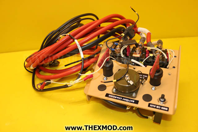 Distribution box - 70-75-1117-1