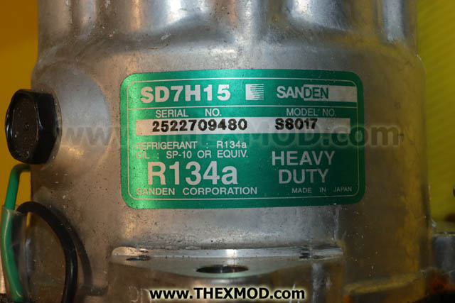 Compressor - 24V - Twin groove - S8017 R134a-3