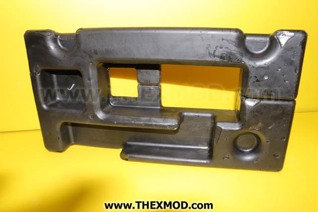 Cover - Seat B - CAT 322-9481-1