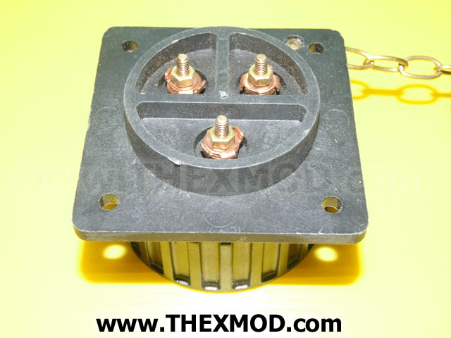 Plug - 3 Pin - 240V-2