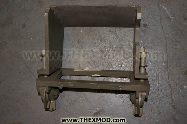 Mounting Periscope - FV683653-1